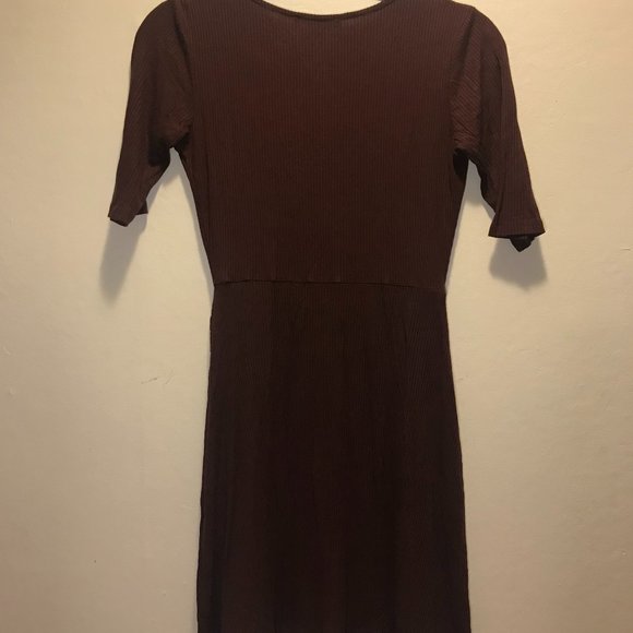 Forever 21 Faux Wrap Dress - Picture 2 of 5